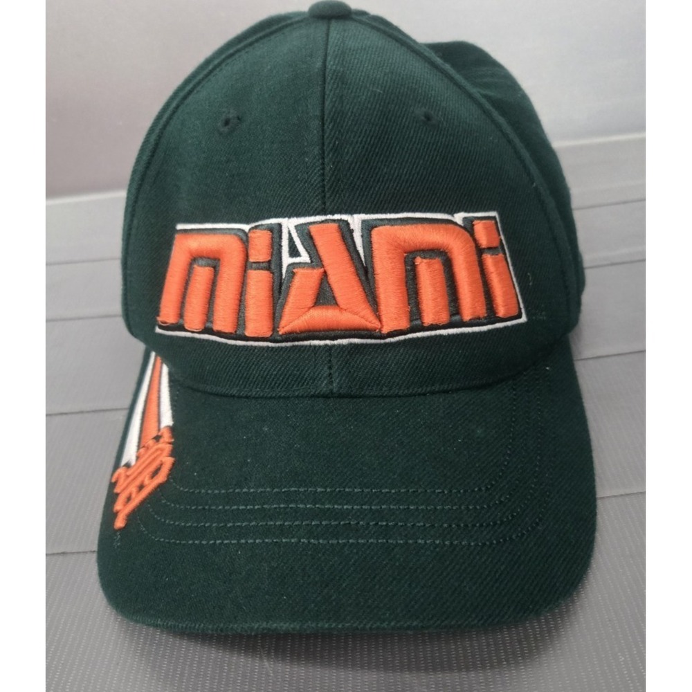 VTG Miami Hurricanes Hat Cap Embroidered American Needle Fitted 7.5 Collegiate